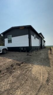 Well folks, it’s been a while since I posted on here. The last year has been hectic to say the least, and posting has not been a priority during that time. I will try to catch up on showing off a few of our projects in the next while. We appreciate every customer that chooses our services, and doubly appreciate the return clients! We installed piles for this mobile home, and later returned to provide the piles for the large front deck! #Alberta #screwpiles #screwpilefoundations #construction #builtwell